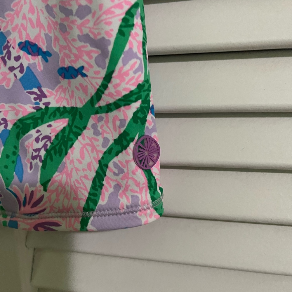 New Woman’s Luxletic Lily Pulitzer Reversible Active Tank XS Seacret Escape - Picture 6 of 6